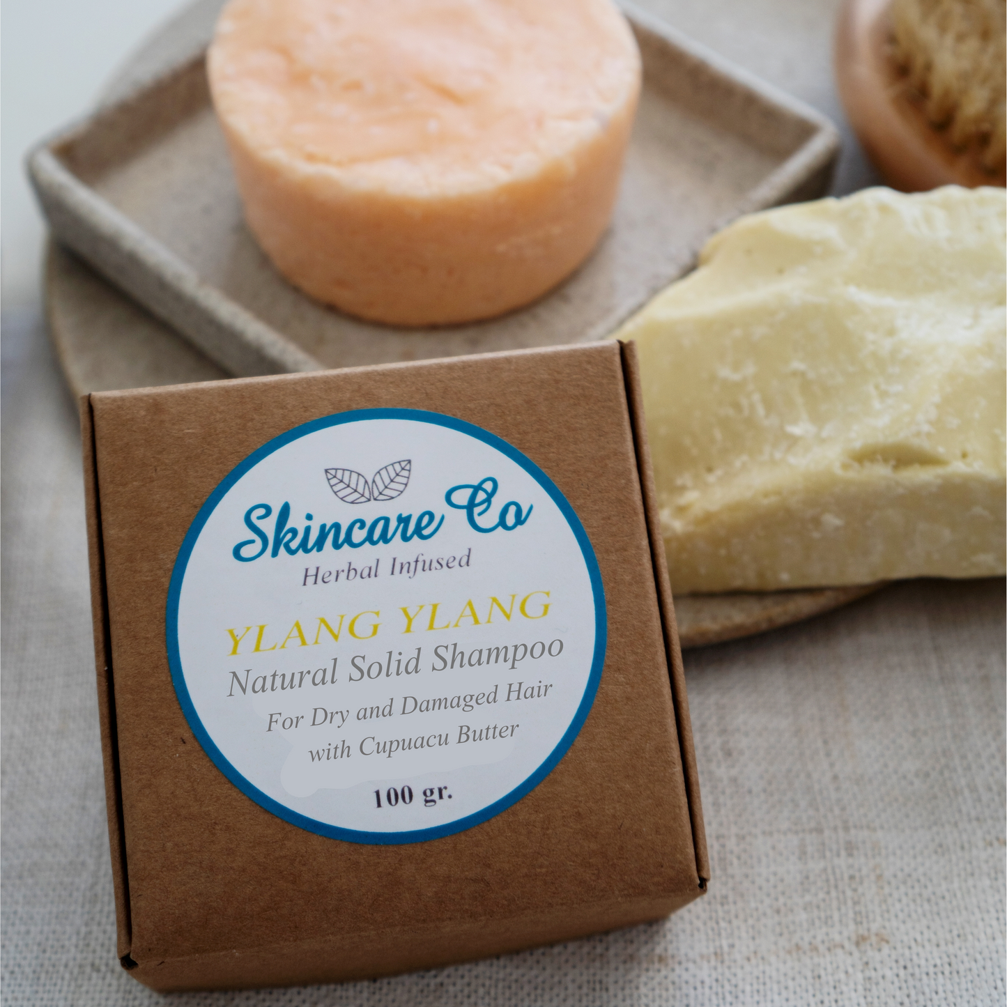 Ylang Ylang Natural Solid Shampoo for Dry Hair with Cupuacu Butter and Ylang Ylang Essential Oil